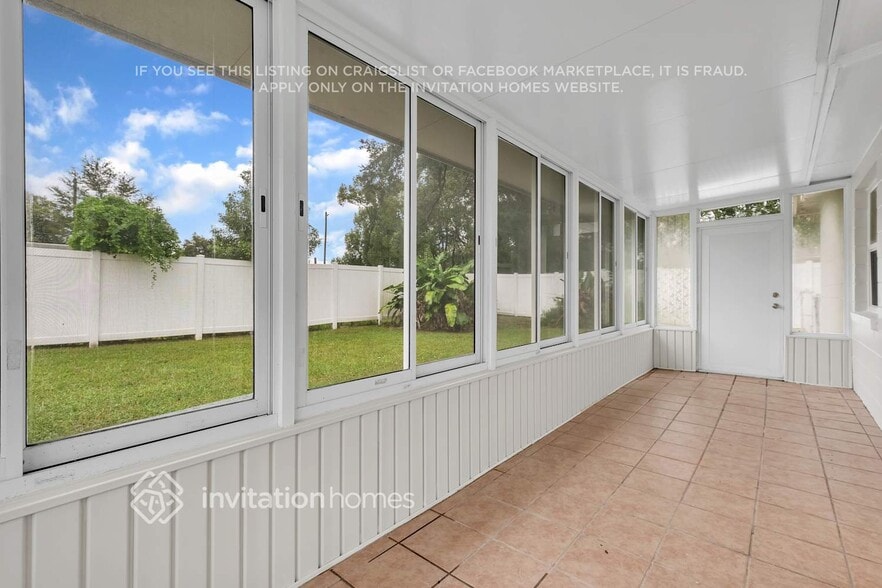 Building Photo - 7977 Helston Dr