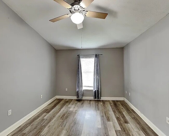 Building Photo - 3512 Stonefield Dr