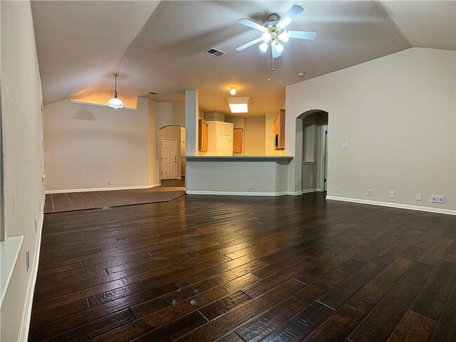 Building Photo - 5726 Taylorcrest Dr