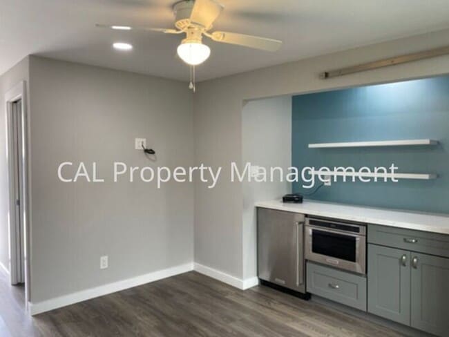 Building Photo - Stylish Modern Studio in Salinas, CA!
