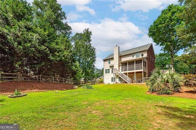 Building Photo - 1120 Bagwell Dr NW