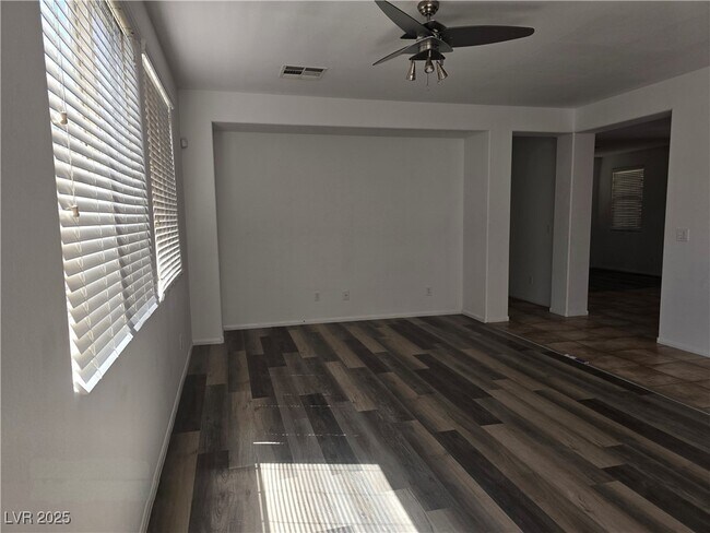 Building Photo - 6640 April Bend Ct