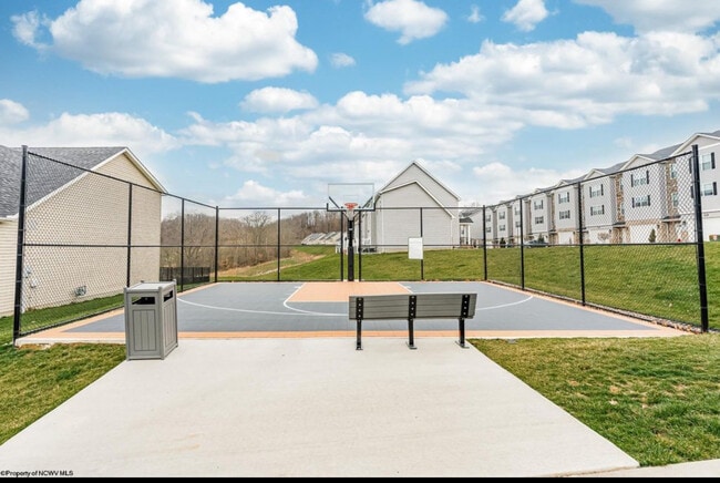 Building Photo - 2046 Mountain Ash Ln