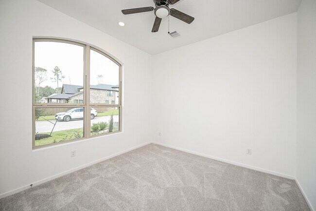 Building Photo - 8278 Boundary Waters Dr