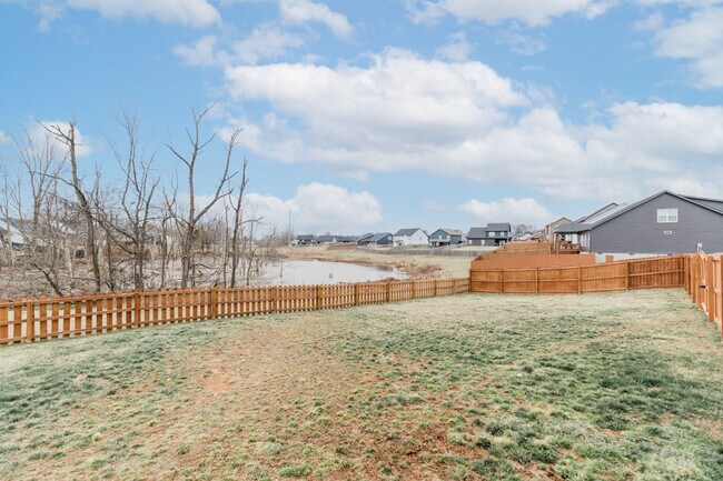 Building Photo - 1106 Eagle's View Dr