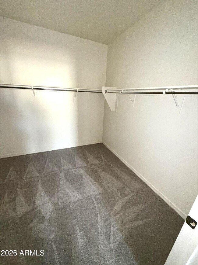 Building Photo - 4342 E Kolin Ln