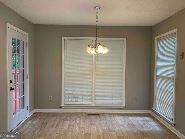 Building Photo - 4930 Muirwood Dr