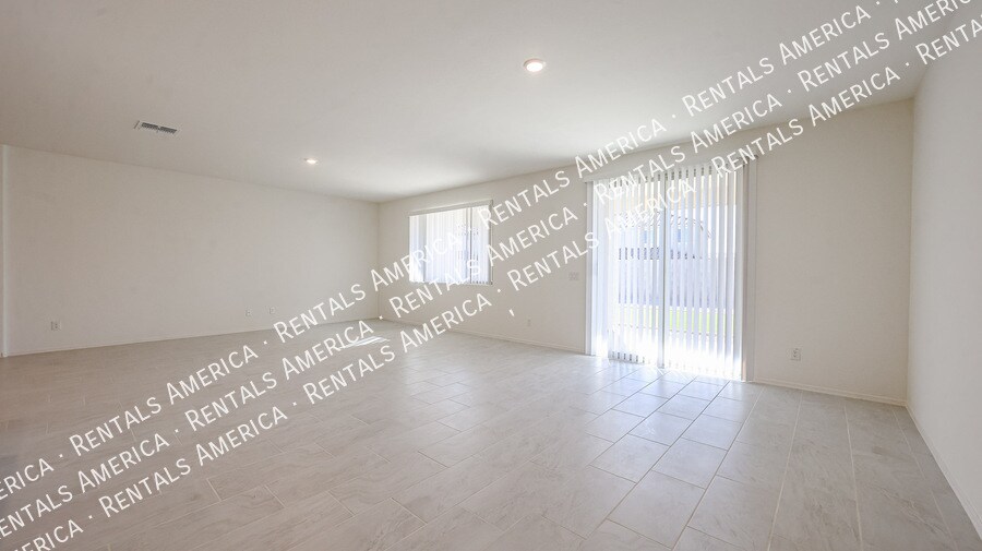 Building Photo - 17175 W Blue Sky Dr