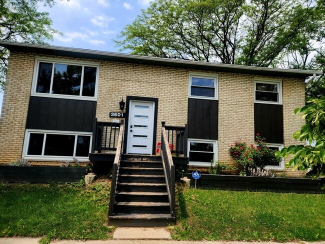 Primary Photo - 3601 W 123rd Pl