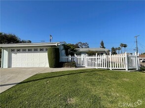Building Photo - 14747 Bora Dr