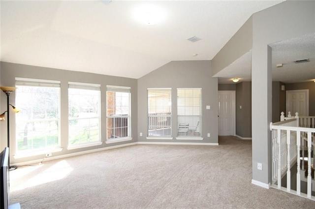 Building Photo - 5710 Roanoke Dr