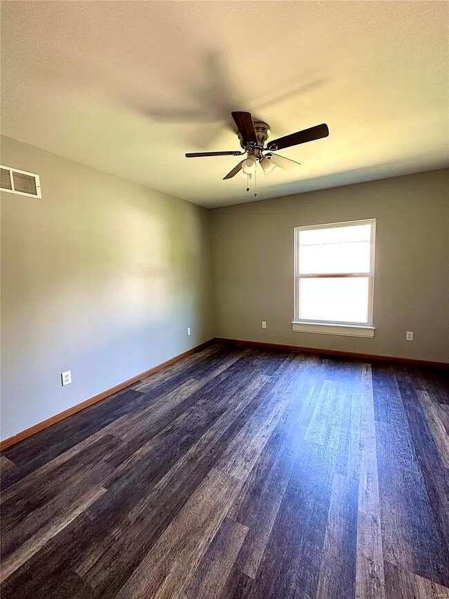 Building Photo - 525 S Jefferson Ave