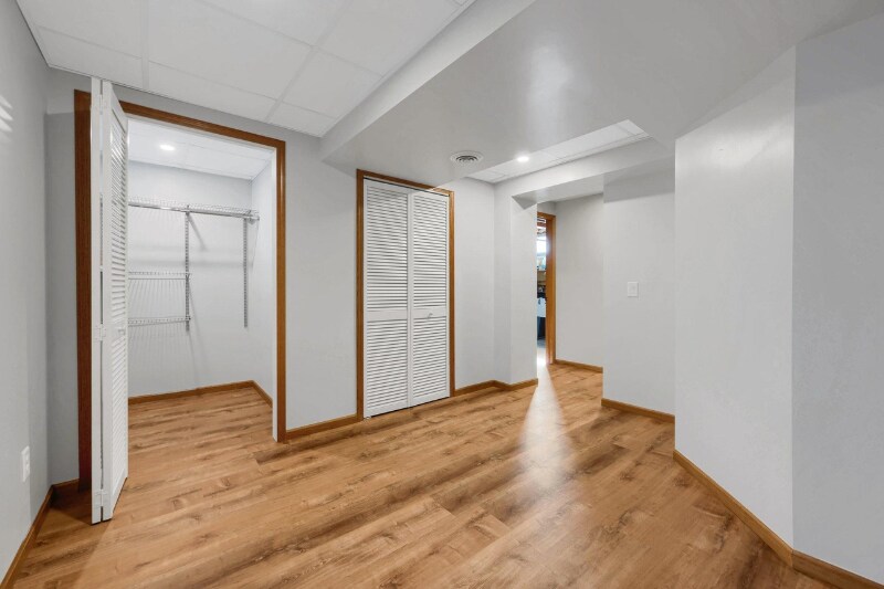 Building Photo - 524 Benz Rd