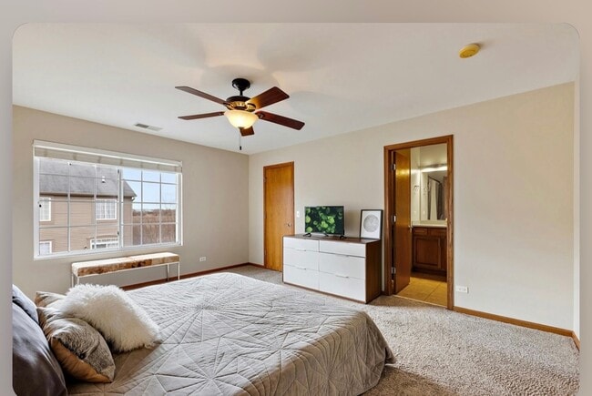 Building Photo - 81 Thomas Ct