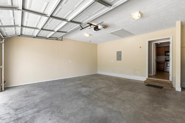 Building Photo - 968 Slate Ct