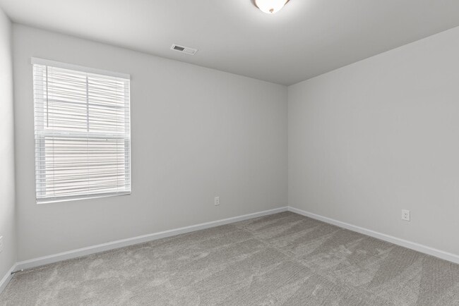 Building Photo - 1105 Red Wing Dr