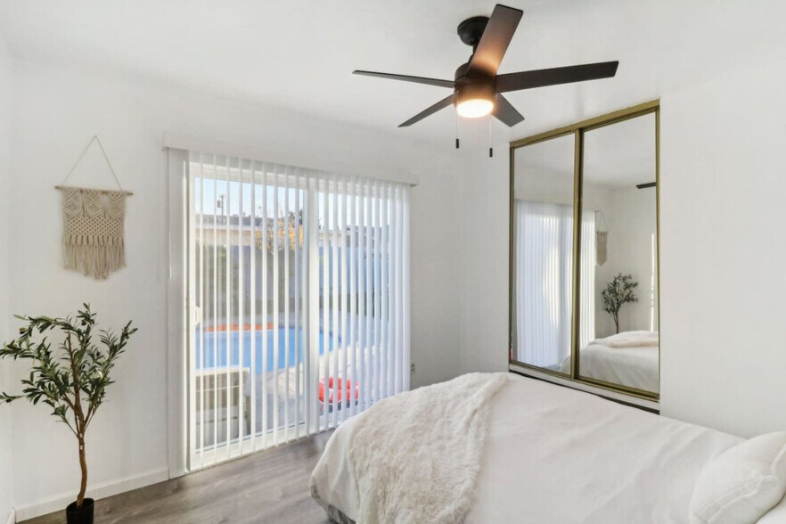 Building Photo - 1319 Lexington Ave