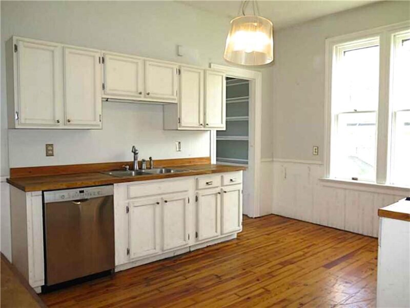 Building Photo - 182 Cypress St