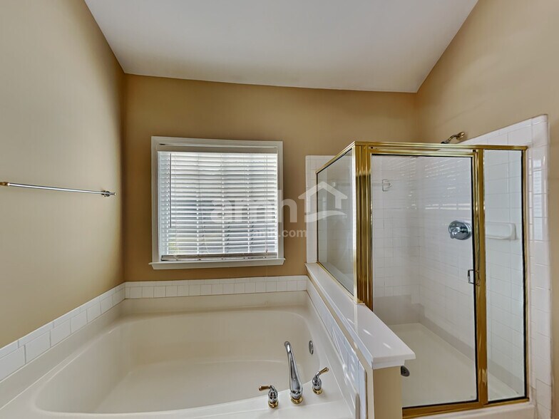 Building Photo - 1735 Trellis Pl