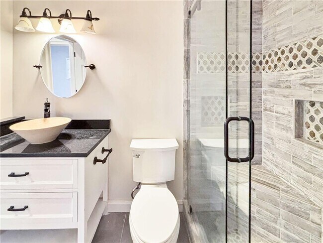 Building Photo - 4515 N Slope Cir