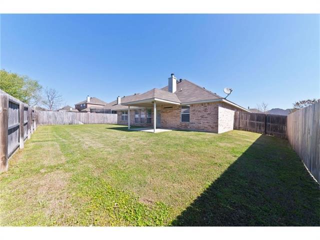 Building Photo - 913 Redbud Road