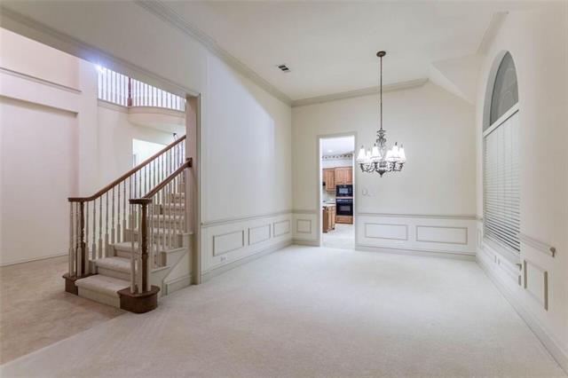 Building Photo - 5717 Sweetbriar Dr