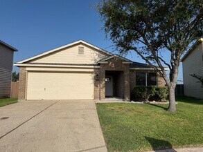 Building Photo - 2709 Marlin Dr