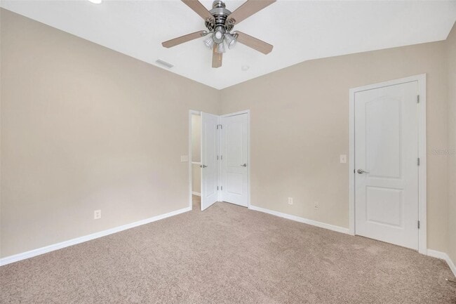 Building Photo - 5809 Fishhawk Ridge Dr