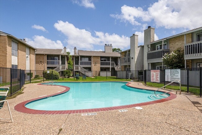 Building Photo - 260 El Dorado Blvd