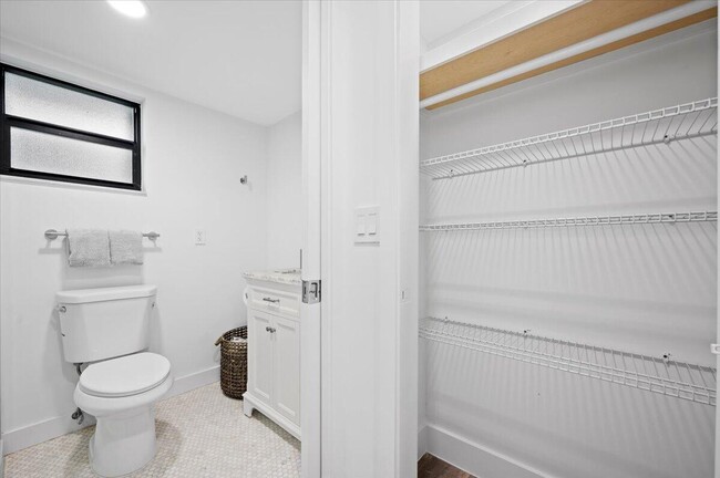 Building Photo - 11863 Wimbledon Cir