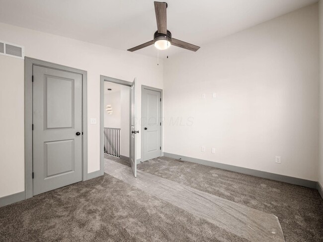 Building Photo - 384 Whitethorne Ave