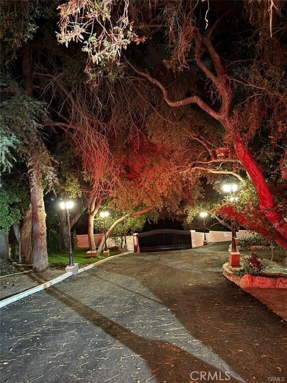 Building Photo - 11825 W Trail