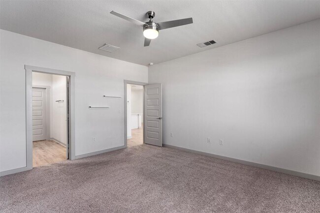 Building Photo - 8206 Linda Michelle Ln