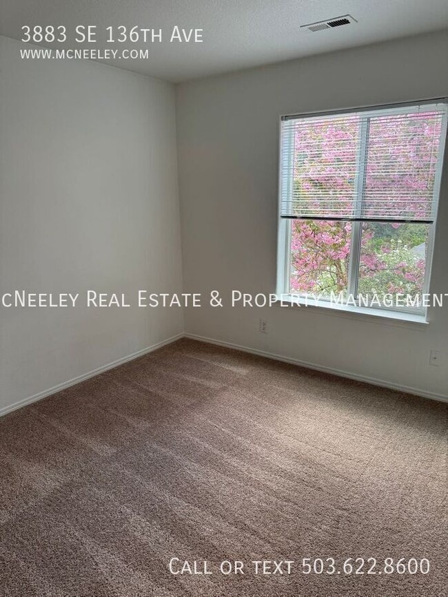 Building Photo - 3883 SE 136th Ave