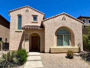 Building Photo - Nice 3 Bedroom Home in Sierra Morado