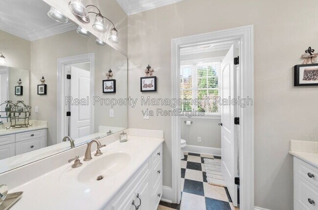 Building Photo - 6573 Wakefalls Dr