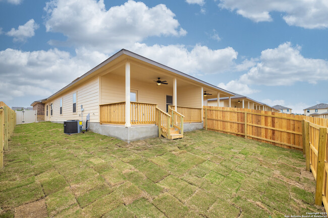 Building Photo - 9215 Canyon Bnd
