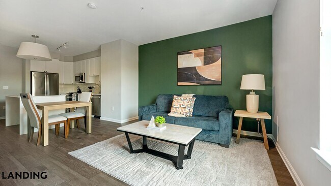 Building Photo - 8525 Chevy Chase Lake Terrace
