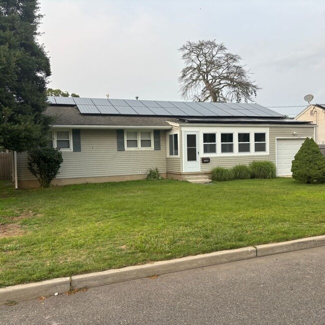 Building Photo - 2245 Edgar Rd