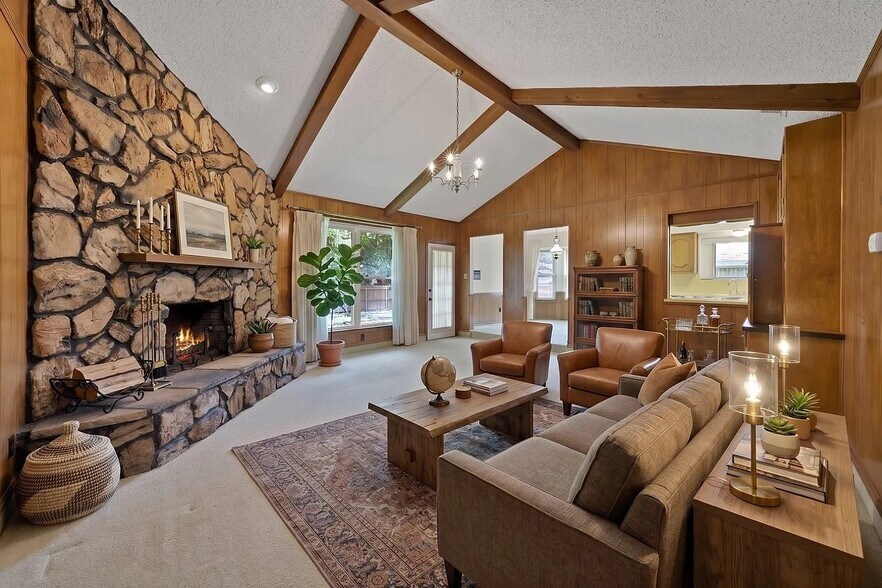 Building Photo - 2505 Ironwood Ct