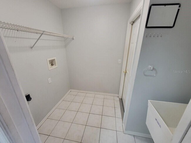 Building Photo - 7942 Chadwick Dr