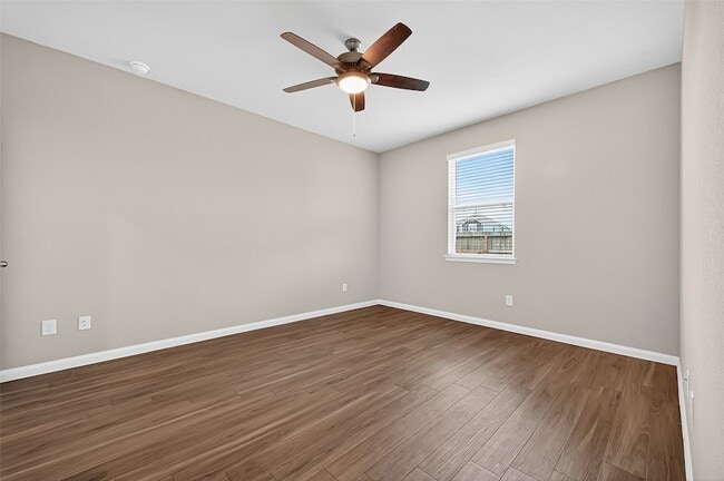 Building Photo - 4922 Michael Christopher Dr