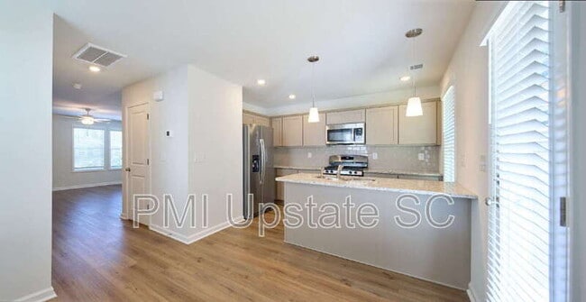 Building Photo - 650 Blossom Run