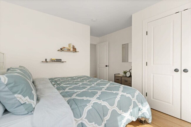 Building Photo - 74 Island Path