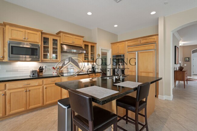 Building Photo - Executive Single Story Rental in Gated Serrano Community!