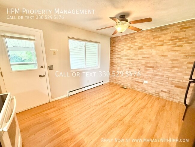 Building Photo - 3346 Highland Park