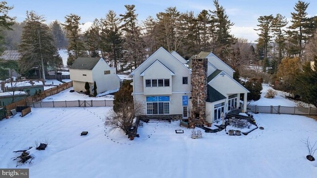 Building Photo - 244 Mathers Rd