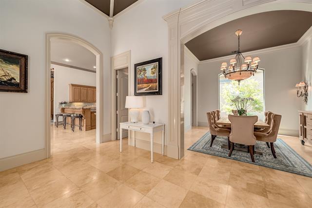 Building Photo - 6049 Arrowhead Dr