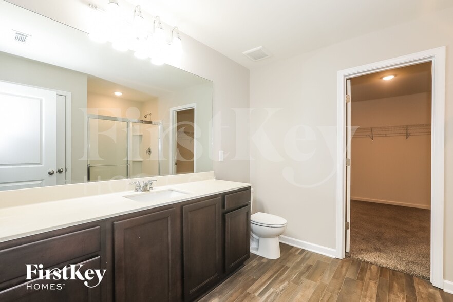 Building Photo - 156 Alexander Ln