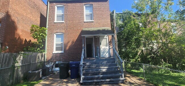 Building Photo - 4545 Virginia Ave